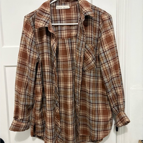 Boohoo Tops - Boohoo Tan and White Plaid Shirt